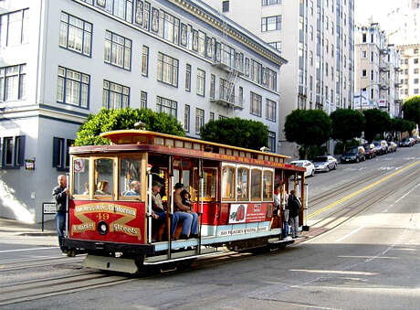 San Francisco Cable Car on Pine Street